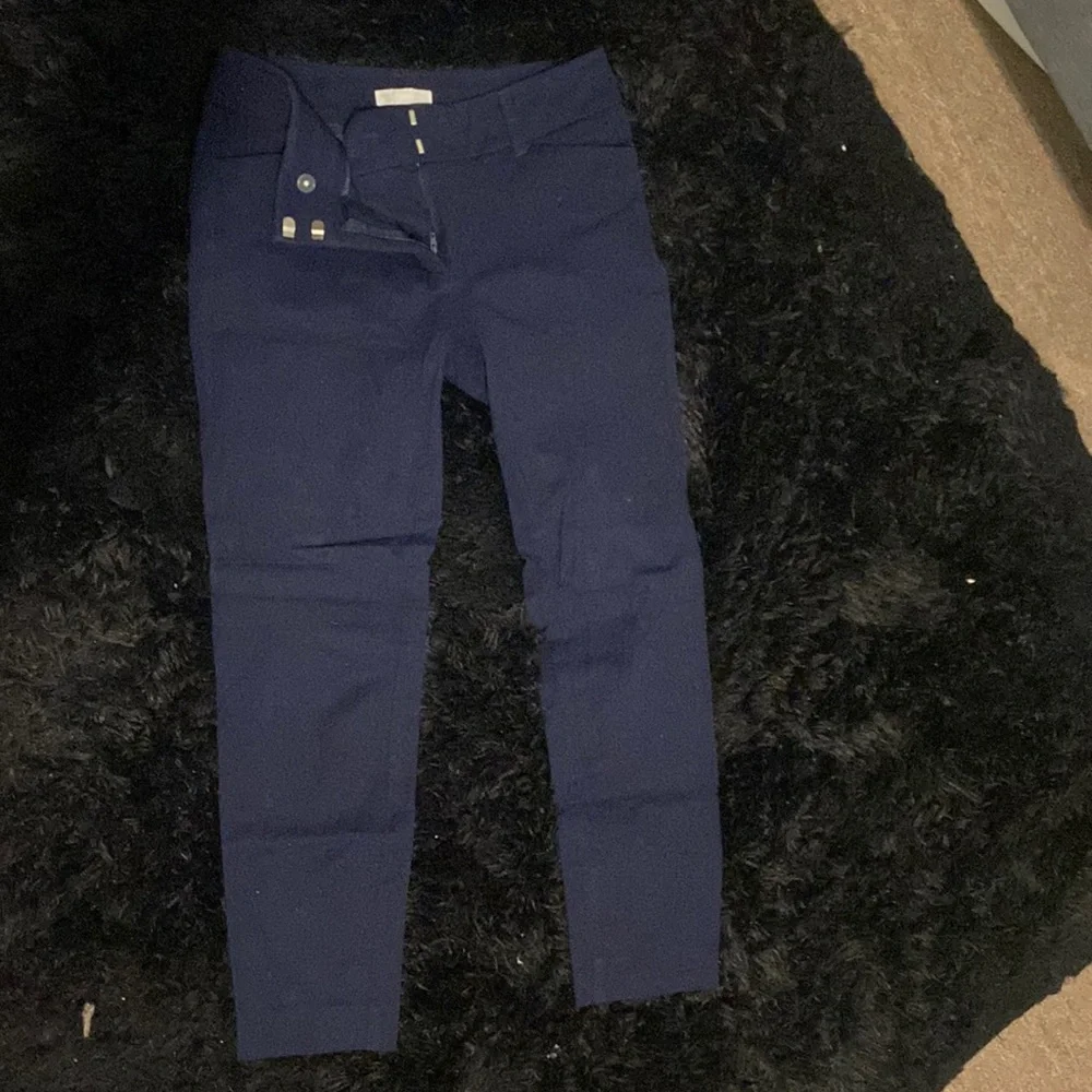 Hello - Picture 1 of 1